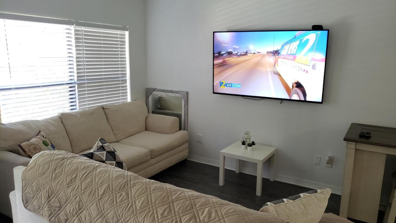 Discover Luxury Condo Steps Away From Celebration Pointe And I-75! غينزفيل، فلوريدا المظهر الخارجي الصورة