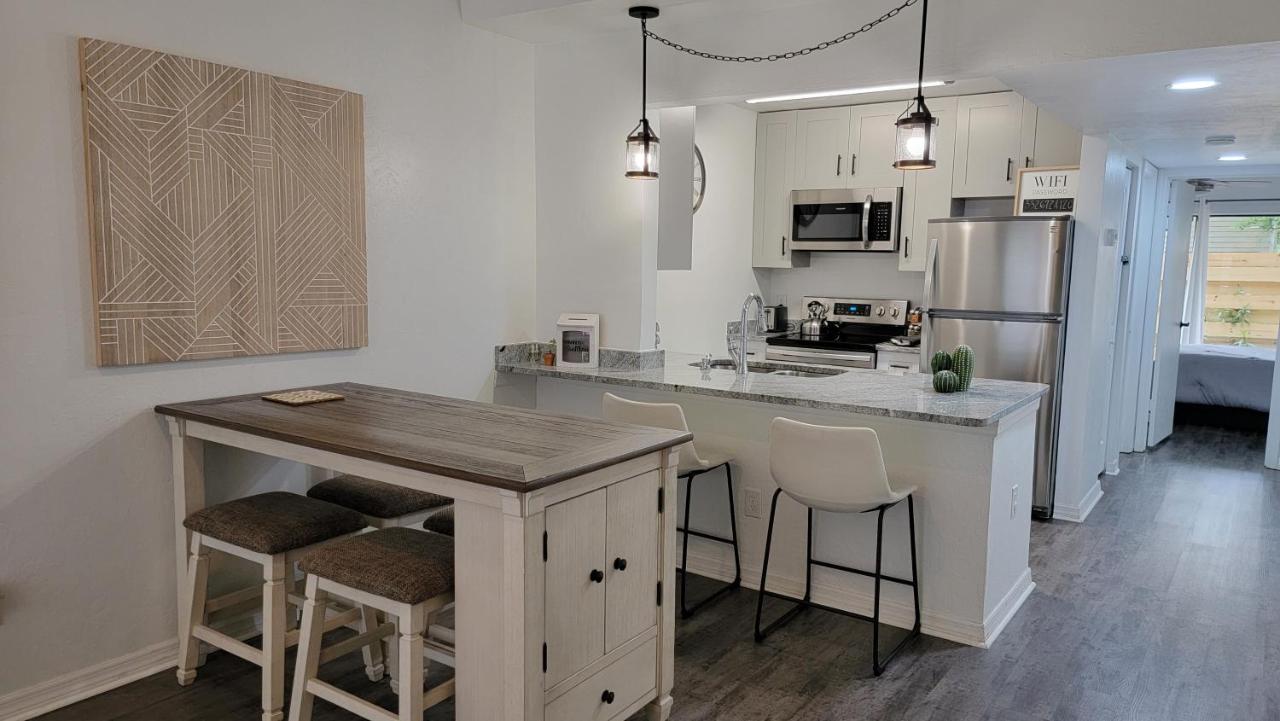 Discover Luxury Condo Steps Away From Celebration Pointe And I-75! غينزفيل، فلوريدا المظهر الخارجي الصورة