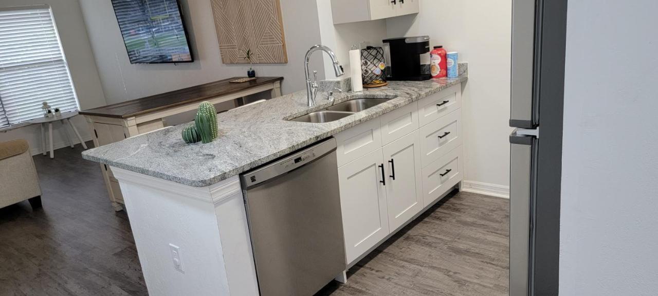 Discover Luxury Condo Steps Away From Celebration Pointe And I-75! غينزفيل، فلوريدا المظهر الخارجي الصورة